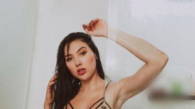 ¿La mostró? Aida V. Merlano se puso juguetona posando con atrevida tanga