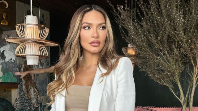 Kimberly Reyes dejó ‘babeando’ a sus fans con su microscópico bikini