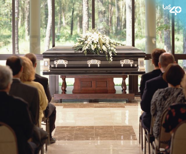 “Resucitó entre los muertos”: hombre 'volvió de la muerte' en medio de su funeral, pidió sopa para comer