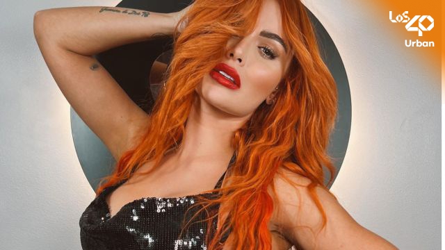 Sara Uribe mostró su retaguardia en delgado hilo frente al lente de la cámara