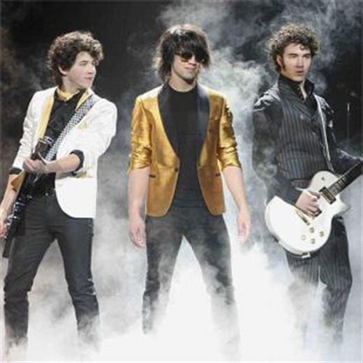 Jonas Brothers dan el salto a la televisión