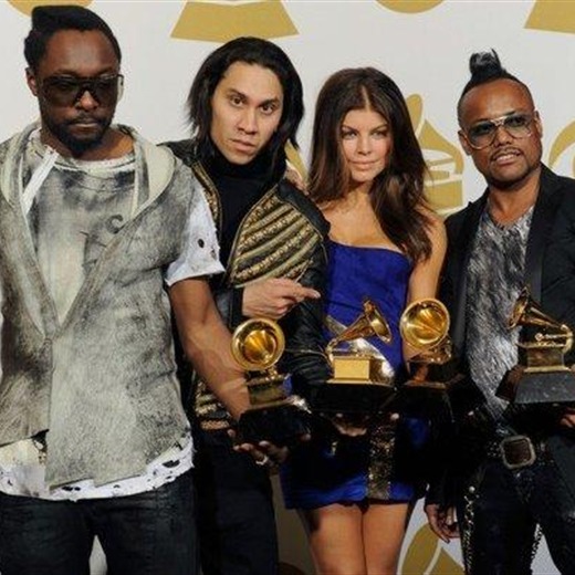 Espectacular presentación de los B.E.P en los Grammy