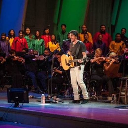 Juanes triunfa en sus dos presentaciones en el Hollywood Bowl