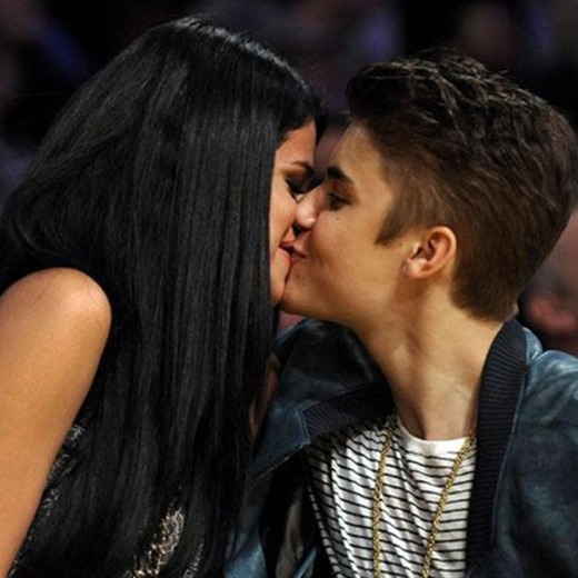 Con una foto, Justin Bieber confirma que volvió con Selena Gómez