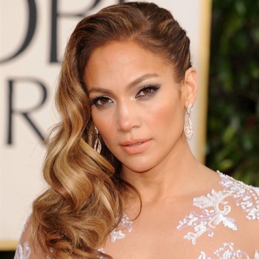 Jennifer Lopez confiesa haber sido víctima de sus inseguridades