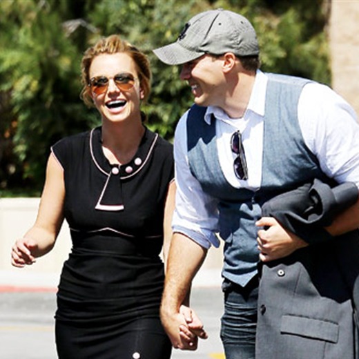 Britney Spears confiesa estar completamente enamorada de su novio