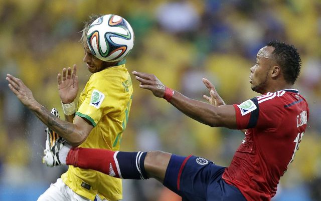 El video que demuestra que Zuñiga no lesionó a Neymar