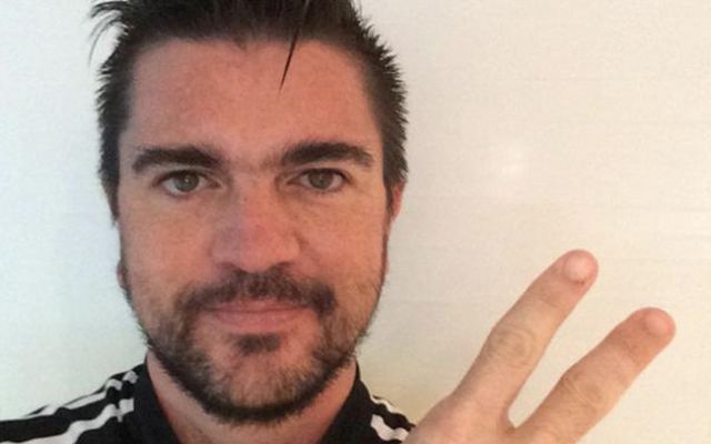 Juanes se hace un ‘selfie’ por la paz