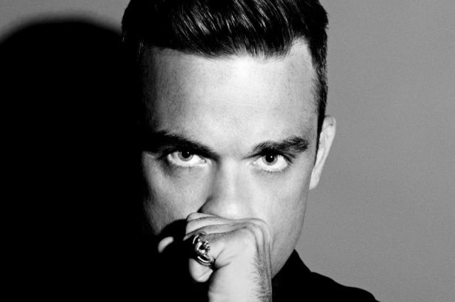 Robbie Williams compartió en Youtube el proceso de parto de su esposa