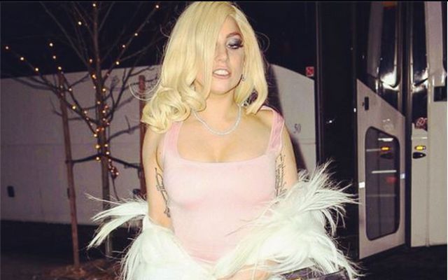 Lady Gaga seduce con “pole dance”