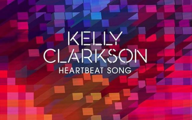 Kelly Clarkson estrena video de su canción ‘Heartbeat Song’