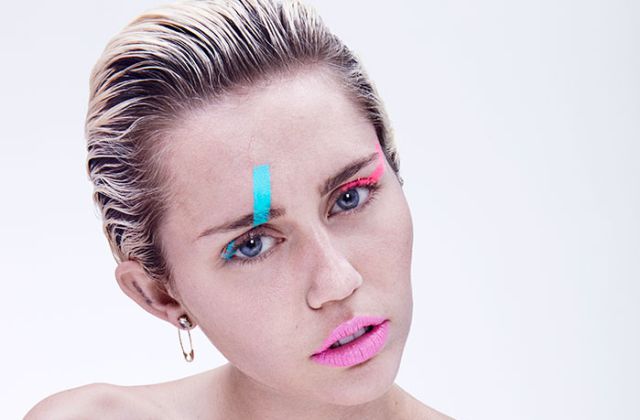 Miley Cyrus reveló su bisexualidad a los 14 años