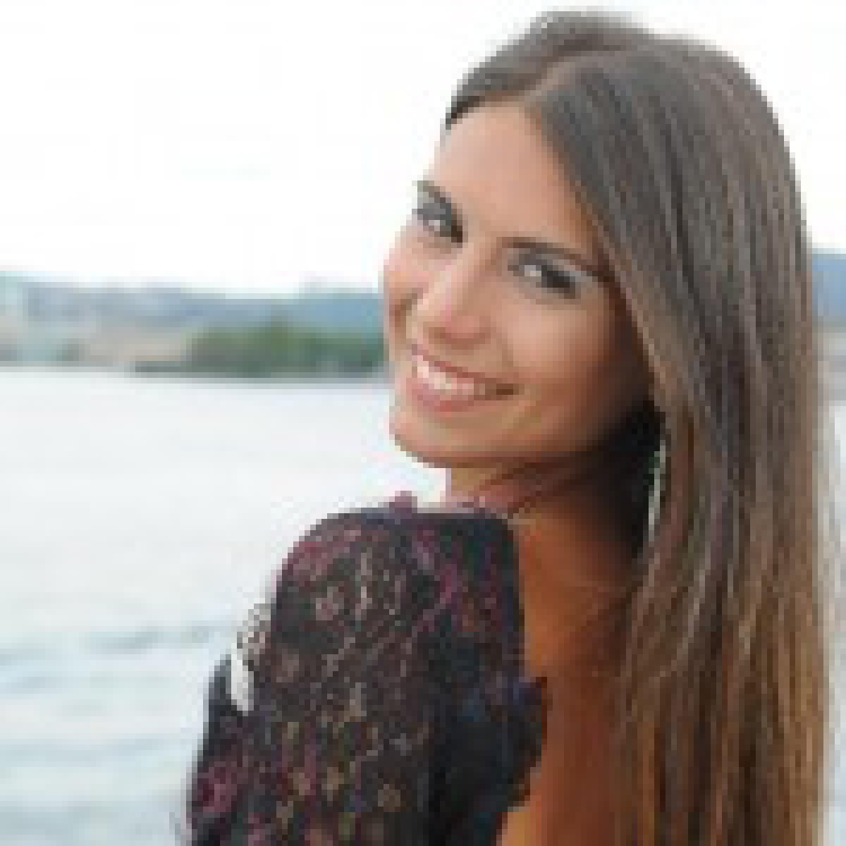 Conoce a Elena Tambini, la árbitro más sexy de Italia