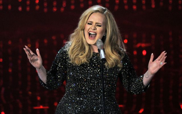 Adele lanza la portada de su nuevo disco ‘25’