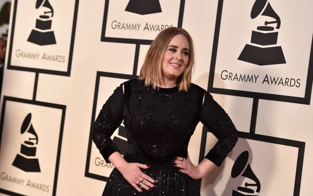 Adele es criticada por comprarle un vestido de princesa a su hijo | Música | LOS40 Colombia Adele es criticada por comprarle un vestido de princesa a su hijo | Música | LOS40 Colombia