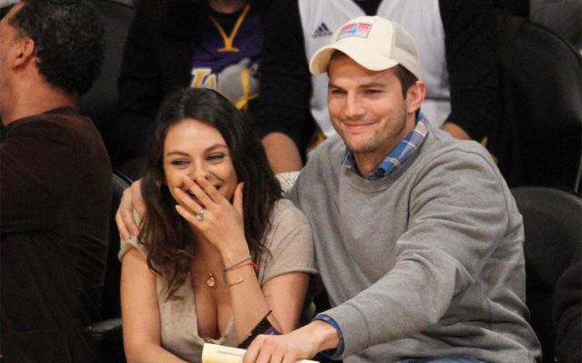 Ashton Kutcher solía hacer los deberes de Mila Kunis cuando sólo eran amigos