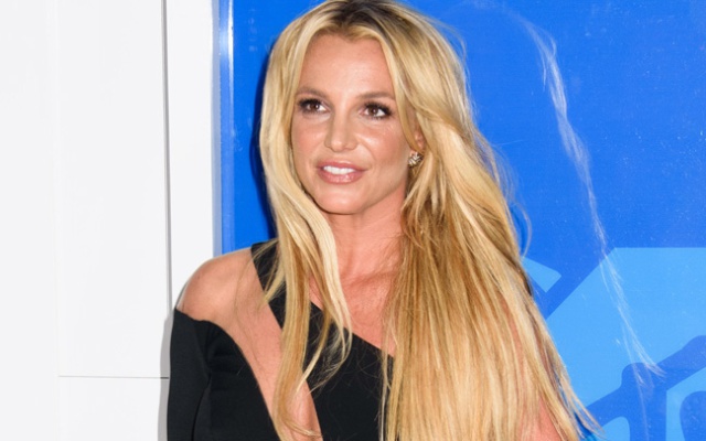 Britney Spears le rinde homenaje a uno de sus fans tras su muerte