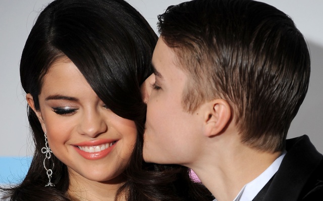 Con esta foto se confirma la relación entre Justin Bieber y Selena Gómez