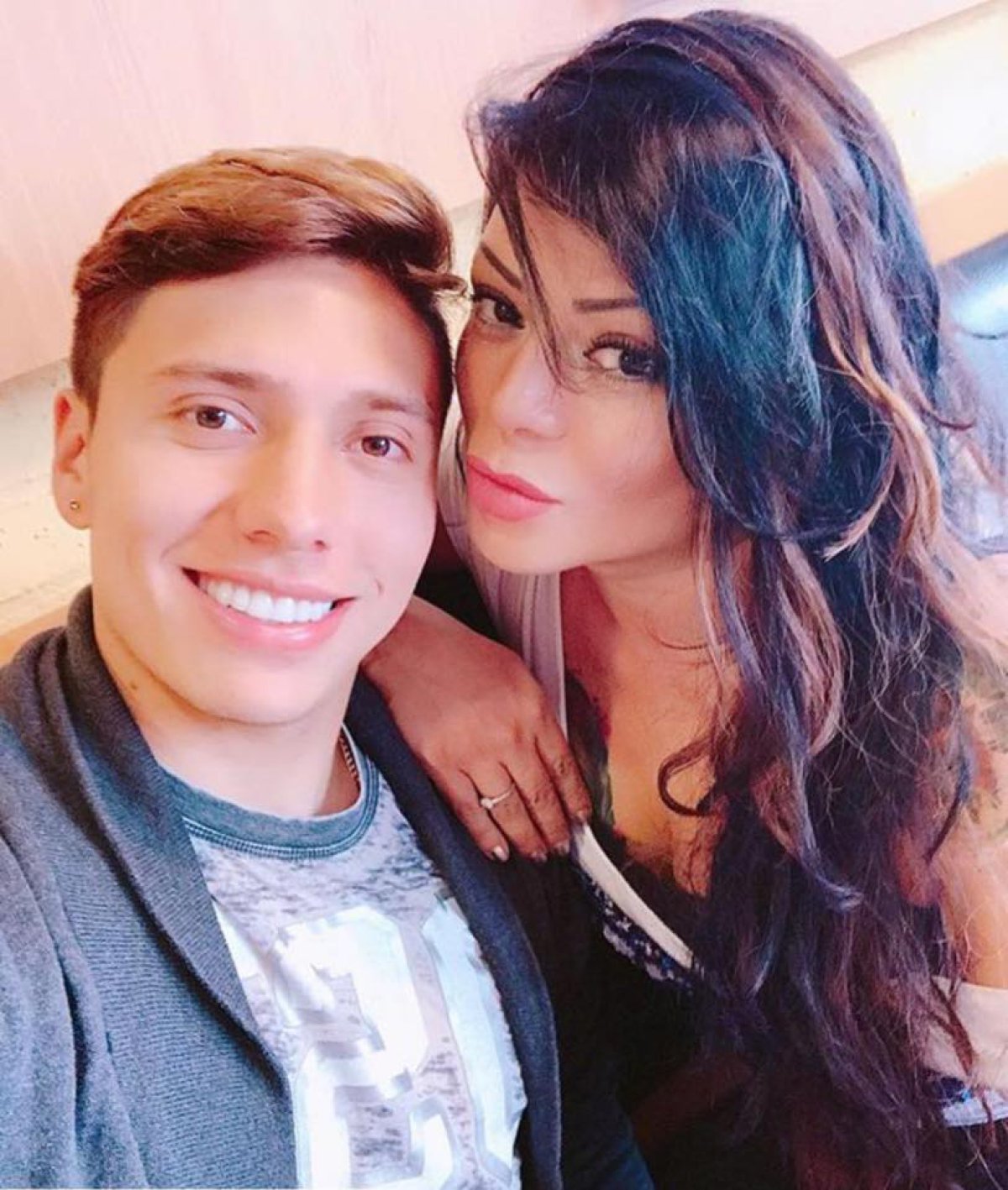 Así Es Como El Novio De Marbelle Le Demuestra Su Amor Fotogalería Radio Los40 Colombia 4050