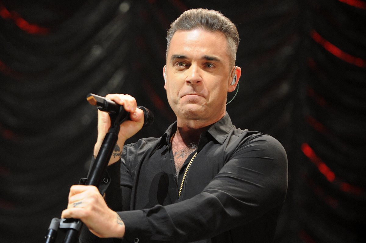 La radical razón por la que Robbie Williams ya no cantará más "Angels"