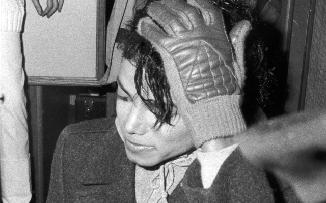 Así fue como a Michael Jackson se le prendió el pelo hace 34 años