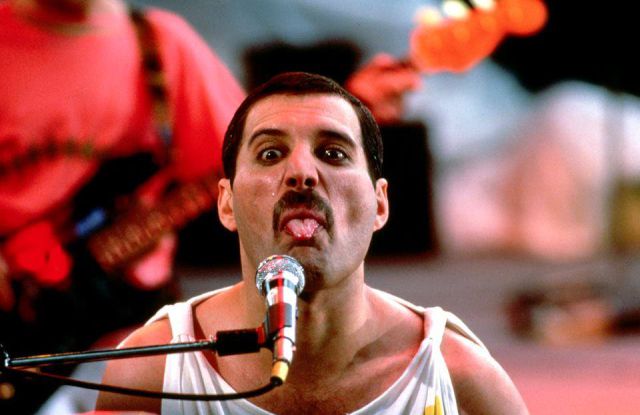 Revelan el primer tráiler de la cinta de Freddie Mercury