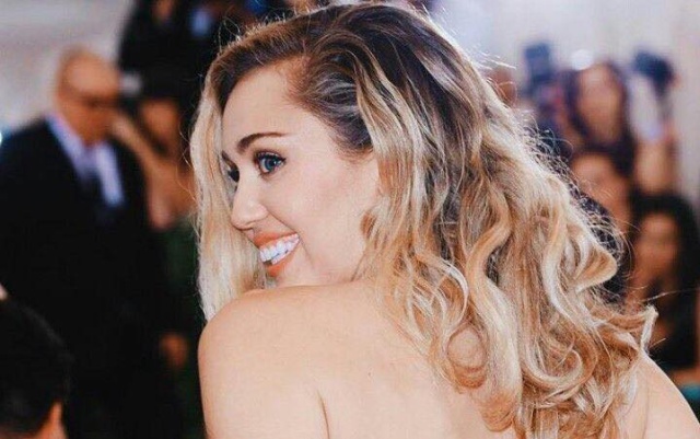 Miley Cyrus regresa a las redes sociales