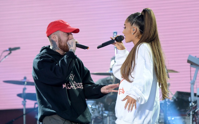 Ariana Grande rinde homenaje a Mac Miller