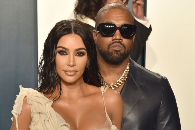 Kanye West se negó a besar a Kim Kardashian frente a miles de personas