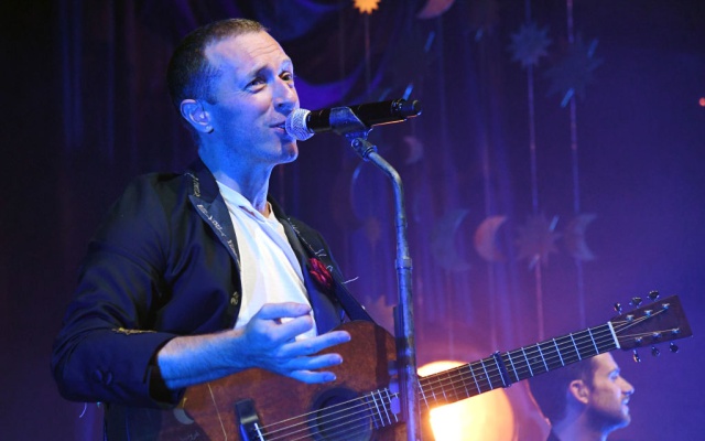 Coldplay lanza nuevo EP y documental
