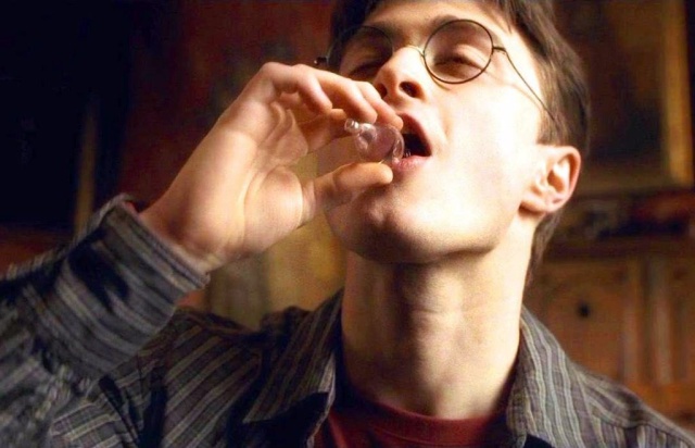 Daniel Radcliffe cuenta cómo Harry Potter le convirtió en alcohólico