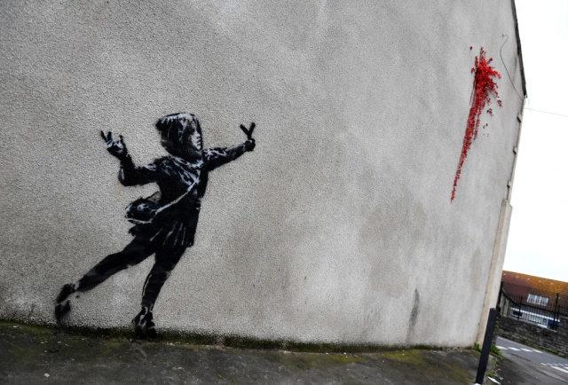 Ni el coronavirus lo detiene: Banksy realiza una nueva obra desde casa