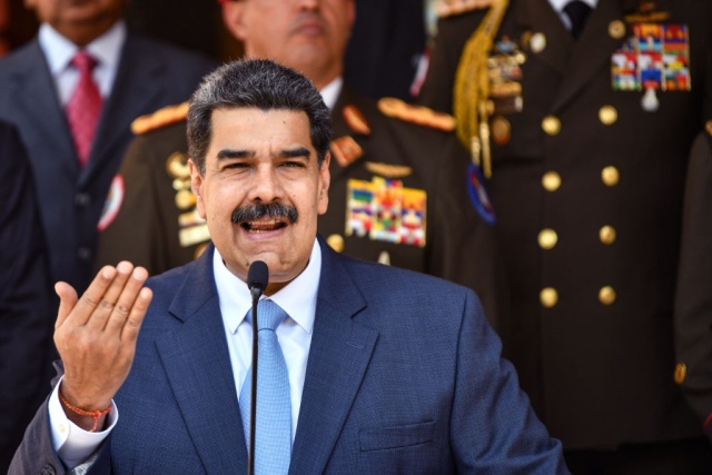 Nicolás Maduro da su número de WhatsApp, ¿qué le dirías?