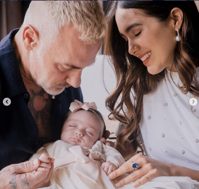 Gianluca Vacchi enterneció las redes sociales con foto junto a su pareja y su hija