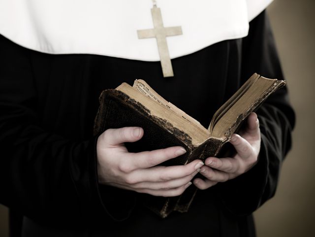 Mujer transgénero desea ser monja, pero la Iglesia Católica se niega