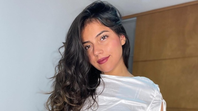 Aida Cortés deleitó a sus fans con atrevidas fotos en ropa interior