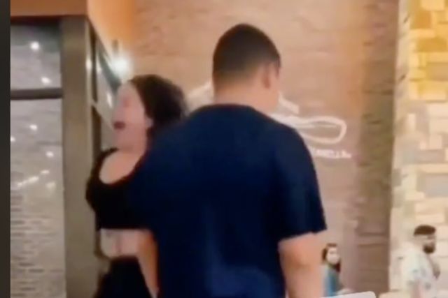 Video: Mujer encontró a su novio en plena cita romántica con su amante