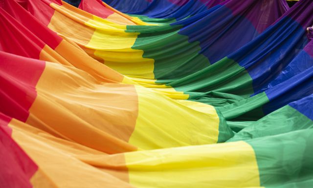 ¿Por qué se conmemora el mes del orgullo LGBTQ+ en junio?