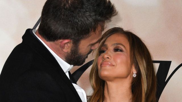Jennifer Lopez se mostró furiosa luego de que filtraran un video de su boda