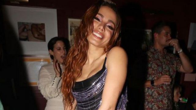 “Eres de otro mundo”: Anitta compartió sensual fotografía en body traslúcido