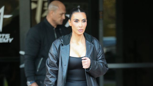 Kim Kardashian mostró su delantera desde un ángulo nunca antes visto