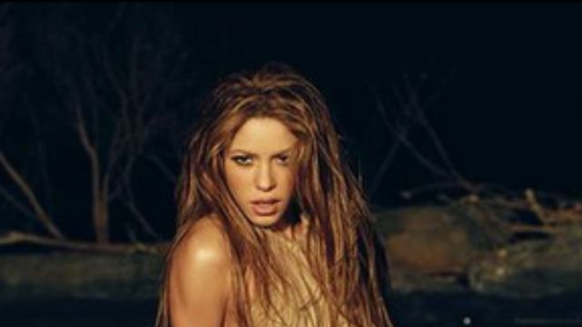 “Esas curvas me enloquecen”, le dicen a Shakira por sensual foto agradeciendo por ‘TQG’