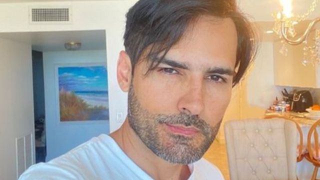 No apto para cardíacos: Fabián Ríos arrasa en redes sociales con fotos bronceándose