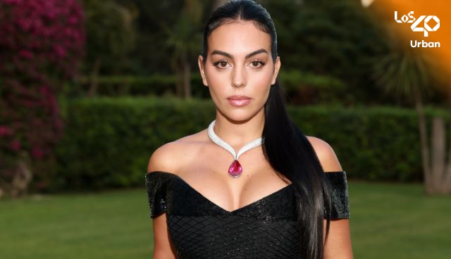 Georgina Calienta A M s De Uno Al Ensa ar Su Retaguardia En Un Diminuto georgina-calienta-a-m-s-de-uno-al-ensa-ar-su-retaguardia-en-un-diminuto